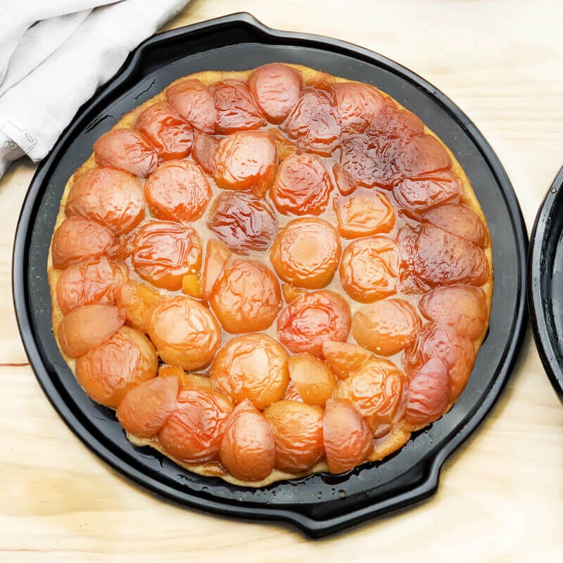 Emile Henry Tarte Tartin Set ø 28 Cm Keramiek Fusain 3 Emile Henry Tarte Tartin Set ø 28 Cm Keramiek Fusain - Afbeelding 3